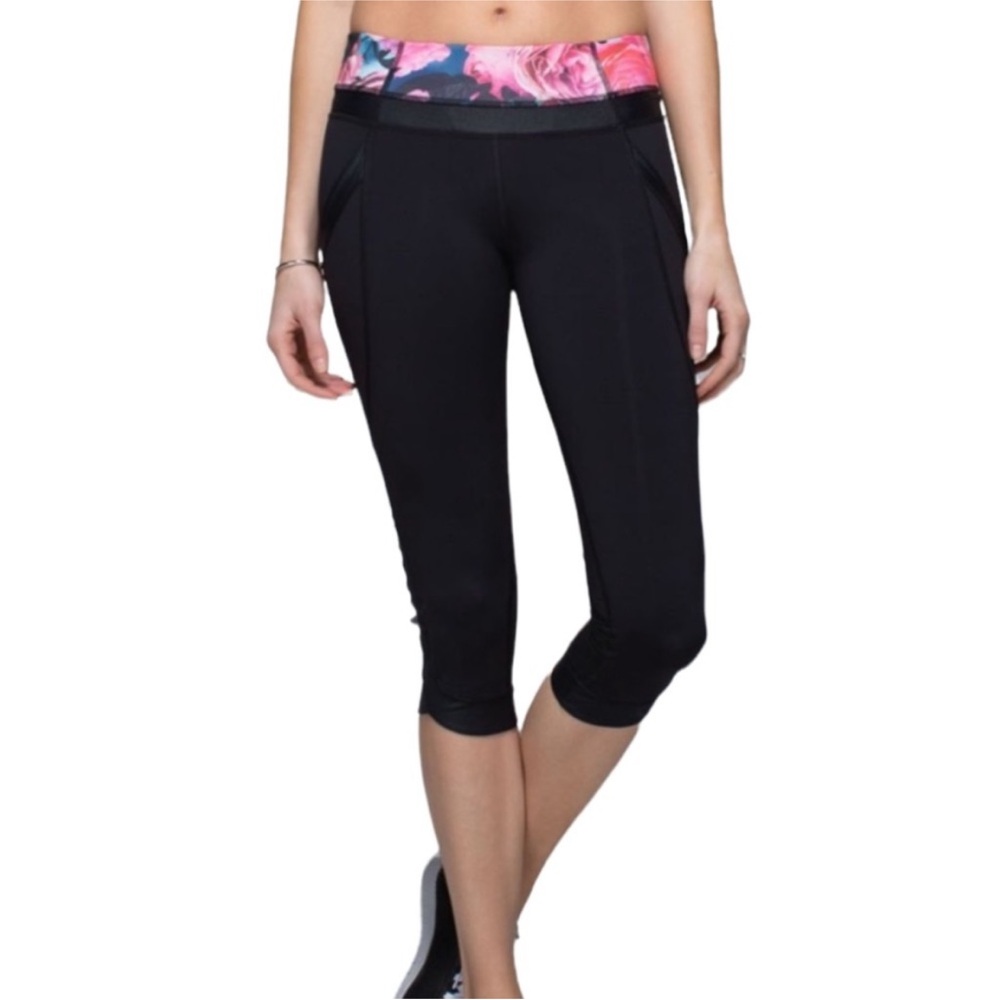 Lululemon Chase Me Capri Leggings